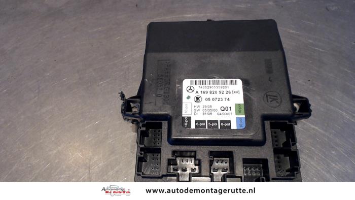 Gebruikte Module Comfort Mercedes B-Klasse O90995