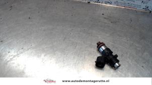 O121516 Gebruikte injector (benzine injectie) Smart Fortwo