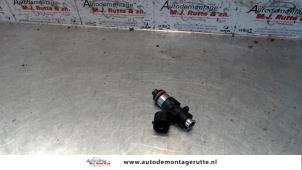 O121514 Gebruikte injector (benzine injectie) Smart Fortwo