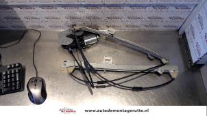 O17840 Gebruikte raammechaniek 4deurs links-voor Renault Megane