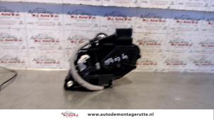 O83465 Gebruikte portierslot mechaniek 4deurs links-achter Volvo S80