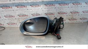 O84615 Gebruikte spiegel buiten links Volkswagen Passat