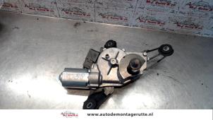 O97338 Gebruikte ruitenwissermotor achter Toyota Yaris