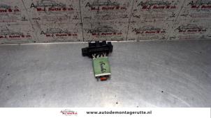 O130808 Gebruikte kachel weerstand Fiat Fiorino