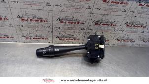 O102235 Gebruikte knipperlicht schakelaar Toyota Camry