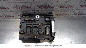 O119441 Gebruikte zekeringkast Peugeot 307