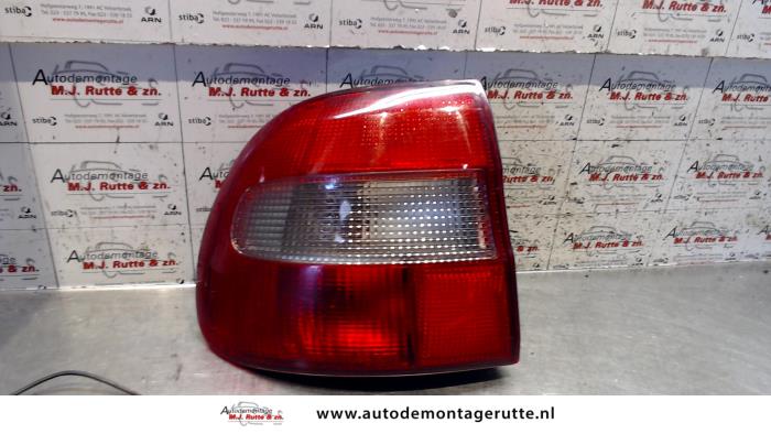 Gebruikte Achterlicht links Volvo S40/V40 O94004