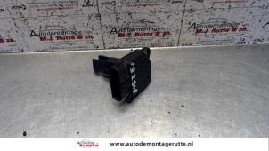O116520 Gebruikte luchthoeveelheidsmeter Mazda 6.