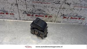 O108312 Gebruikte ruit schakelaar elektrisch Toyota Landcruiser