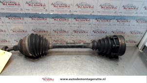 O111571 Gebruikte cardanas rechts-voor (vwa) Volkswagen Transporter