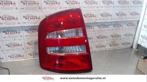 O93416 Gebruikte achterlicht links Skoda Fabia
