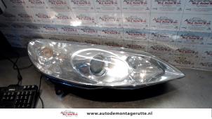 O74155 Gebruikte koplamp rechts Peugeot 407