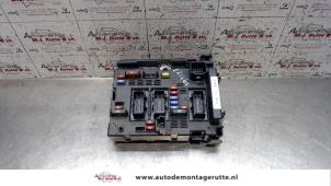 Gebruikte Zekeringkast Peugeot 307 (3A/C/D) 1.6 16V Prijs op aanvraag aangeboden door Autodemontage M.J. Rutte B.V.