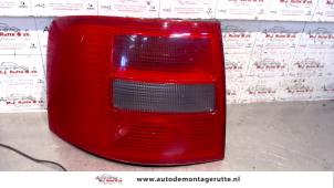 O92517 Gebruikte achterlicht links Audi A6