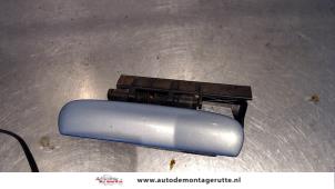 O79950 Gebruikte portiergreep 2deurs links Mitsubishi Colt