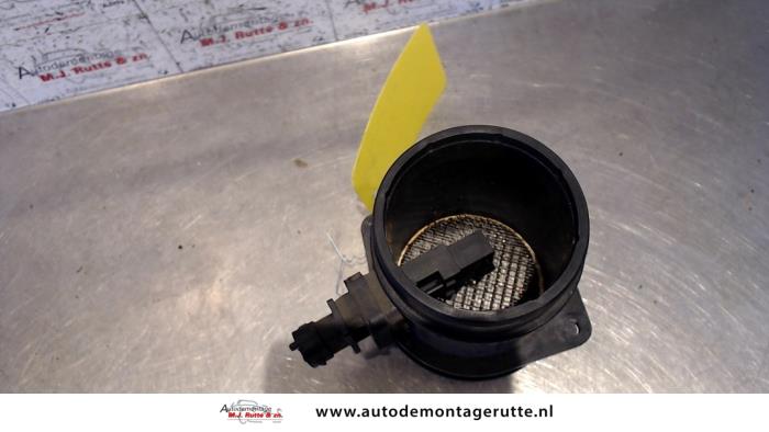 Luchthoeveelheidsmeter van een Volvo S80 (AR/AS) 2.4 D5 20V 180 2006