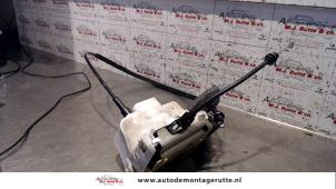 O82714 Gebruikte slotmechaniek portier 2deurs rechts Citroen C2