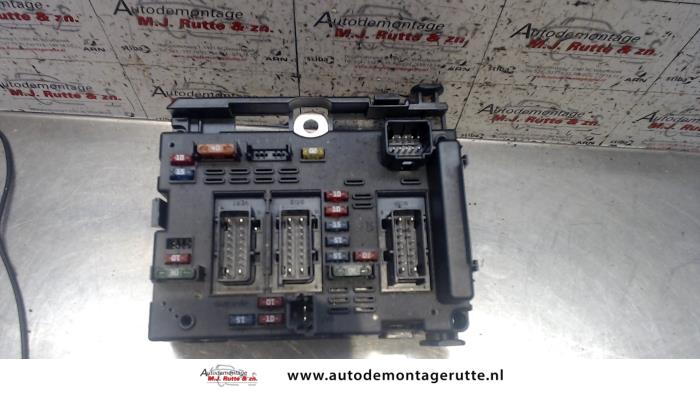 Gebruikte Zekeringkast Peugeot 206 O119467
