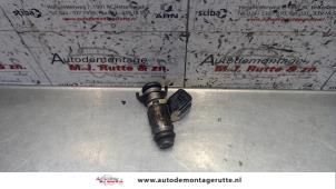 O121383 Gebruikte injector (benzine injectie) Fiat Seicento