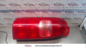 O93733 Gebruikte achterlicht links Renault Master