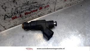 O121521 Gebruikte injector (benzine injectie) Mini ONE