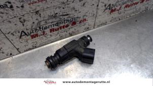 O121524 Gebruikte injector (benzine injectie) Mini ONE