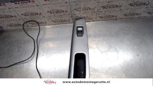 O108282 Gebruikte elektrisch raam schakelaar Toyota Corolla
