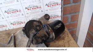 O119247 Gebruikte ruitenwismotor+mechaniek Toyota Prius