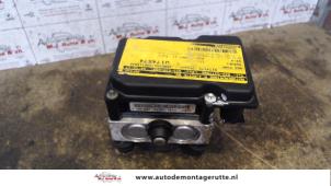 O114867 Gebruikte abs pomp Suzuki SX-4