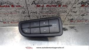 O98527 Gebruikte schakelaar koplamp ihv Fiat Punto Grande