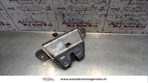 O91828 Gebruikte slotmechaniek achterklep Citroen C1