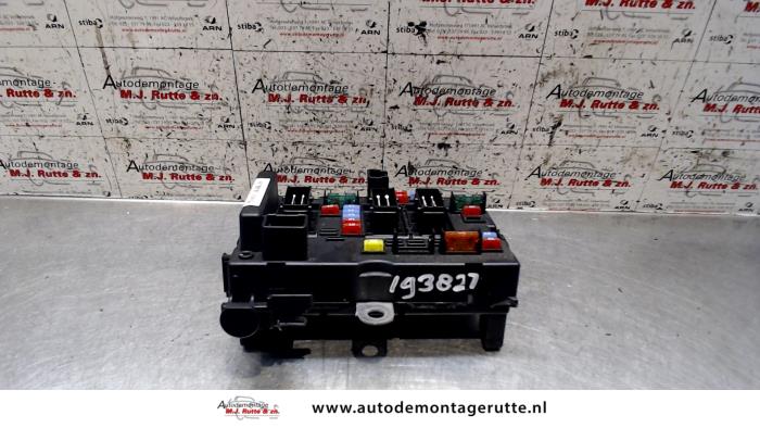 Gebruikte Zekeringkast Peugeot 307 O119456