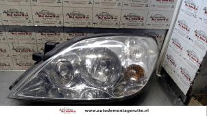 O72408 Gebruikte linker koplamp Nissan Primera