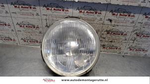 O74349 Gebruikte rechter koplamp Mitsubishi Pajero