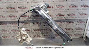 O88960 Gebruikte ruitmechaniek 4deurs links-achter Peugeot 407