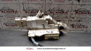 O83111 Gebruikte slotmechaniek portier 4deurs links-voor Peugeot 407