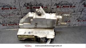 O83736 Gebruikte deurslot mechaniek 4deurs rechts-voor Peugeot 407