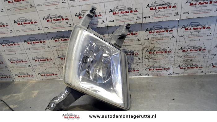 Gebruikte Mistlamp rechts-voor Peugeot 407 O75204
