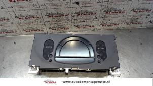 Gebruikte Tellerklok Renault Modus/Grand Modus (JP) 1.4 16V Prijs op aanvraag aangeboden door Autodemontage M.J. Rutte B.V.