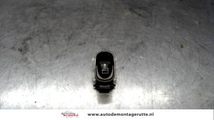 O107123 Gebruikte elektrisch raam schakelaar Mercedes C-Klasse