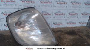 O76231 Gebruikte richtingaanwijzer rechts Mercedes S-Klasse