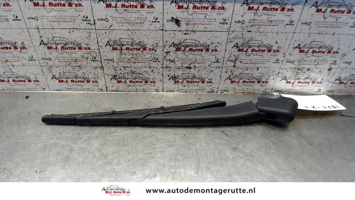 Gebruikte Ruitenwisserarm achter Citroen C4 O97634