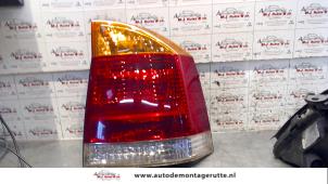 O94648 Gebruikte achterlicht rechts Opel Vectra