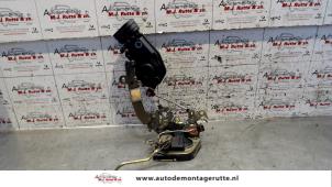 O83472 Gebruikte portierslot mechaniek 4deurs links-achter Daihatsu Terios