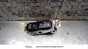 O76962 Gebruikte asr schakelaar Lancia Thesis