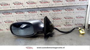 O84980 Gebruikte spiegel buiten links Lancia Thesis