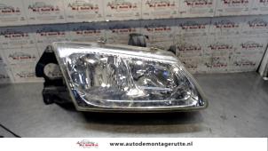 O73892 Gebruikte koplamp rechts Nissan Almera