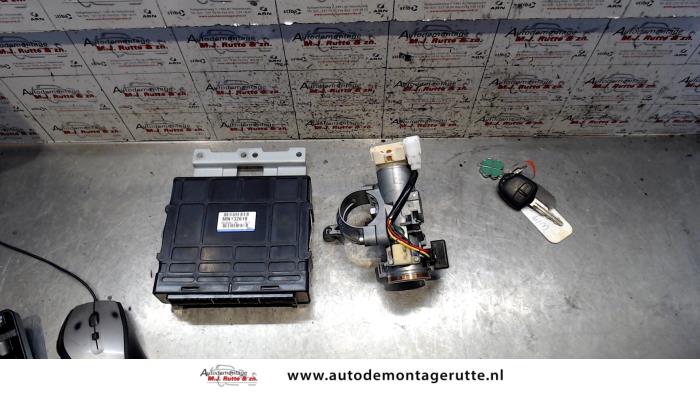 Gebruikte Kontaktslot + computer Mitsubishi Lancer O113887