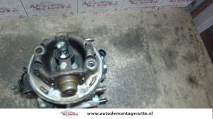 Gebruikte Carburateur Opel Astra F (53/54/58/59) 1.6i Prijs € 50,00 Margeregeling aangeboden door Autodemontage M.J. Rutte B.V.