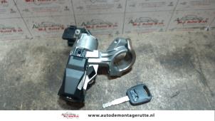 O114489 Gebruikte kontaktslot+sleutel Toyota Yaris